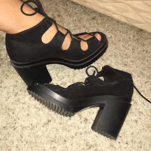 H&M Shoes - Black heels